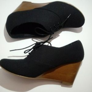 Chlesea Crew Black Booties - EU 39/US 9 or 9.5